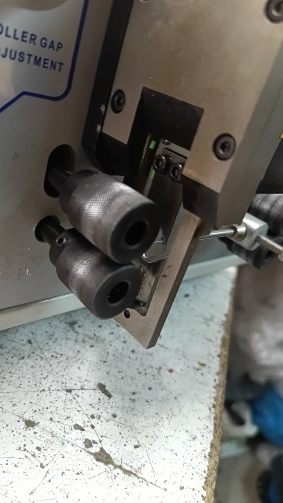 Wire crimping machine in the cable-assembly workshop