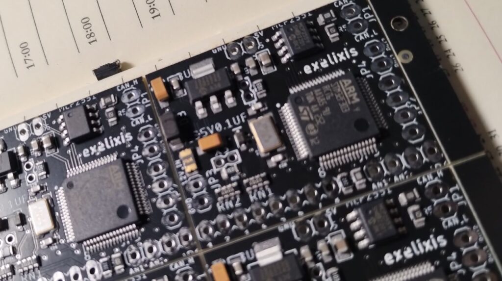 Black fine-pitch panels (STM32)